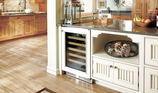 Perlick - 24" C-Series Indoor Wine Reserve with stainless steel solid door, with lock - HC24WB