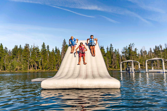 Aquaglide - Velocity Slide 10.0 - Lakefront Features - 585221129