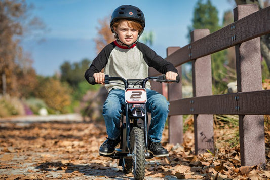 Razor | Dirt Rocket MX125 - Black with Up to 8 mph Max. Speed | 15118260