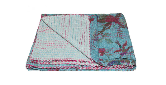 HomeRoots Outdoors Home Decor > Throws 50" X 70" Multi-Colored Eclectic, Bohemian, Traditional - Throw Blankets