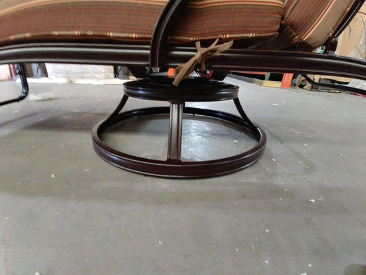 AFD Home Chaise Lounge Brentwood Swivel Chaise Lounge