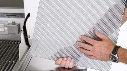 Blaze Grill Accessories Blaze - 4PRO grill Drip pan flame guard