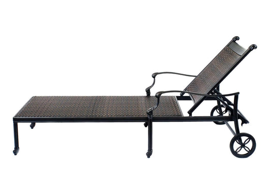 Lawton Casual Comfort Chaise Lounge Lawton Casual Comfort - Wicker Chaise Lounge (Set of 2)