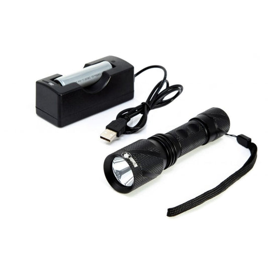 Predator Tactics Hunting : Accessories Predator Tactics Laborer Flashlight with Battery and Charger