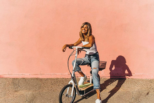 Razor Electric Scooter Razer - EcoSmart Metro Adult Electric Scooter | Capacity 220lb | Recommended ages 18+