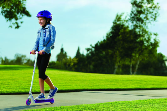 Razor Scooters Razor - Party Pop Scooter | Capacity 143lb | Recommended ages 6+