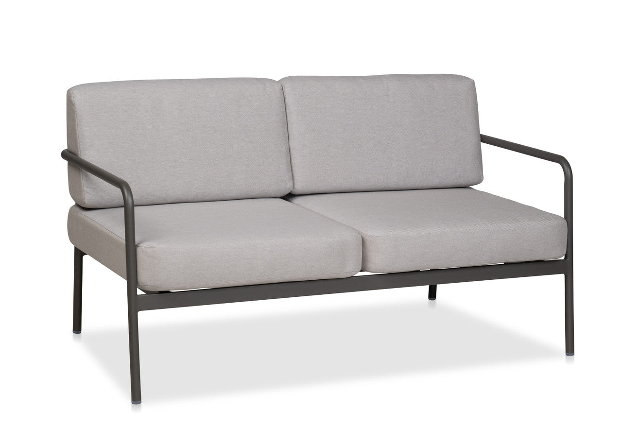 CO2 Design - Montauk 4 Piece Deep Seating Set, Light Grey Cushions w/ Dark Taupe Frame