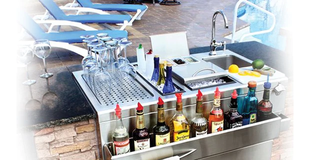 //recreation-outfitters.com/cdn/shop/files/Outdoor_Kitchen_Sink_and_Beverage_Center_640x320_8ab9fdb8-c6c2-42c7-b4a2-12e7a4623866.png?v=1648117701