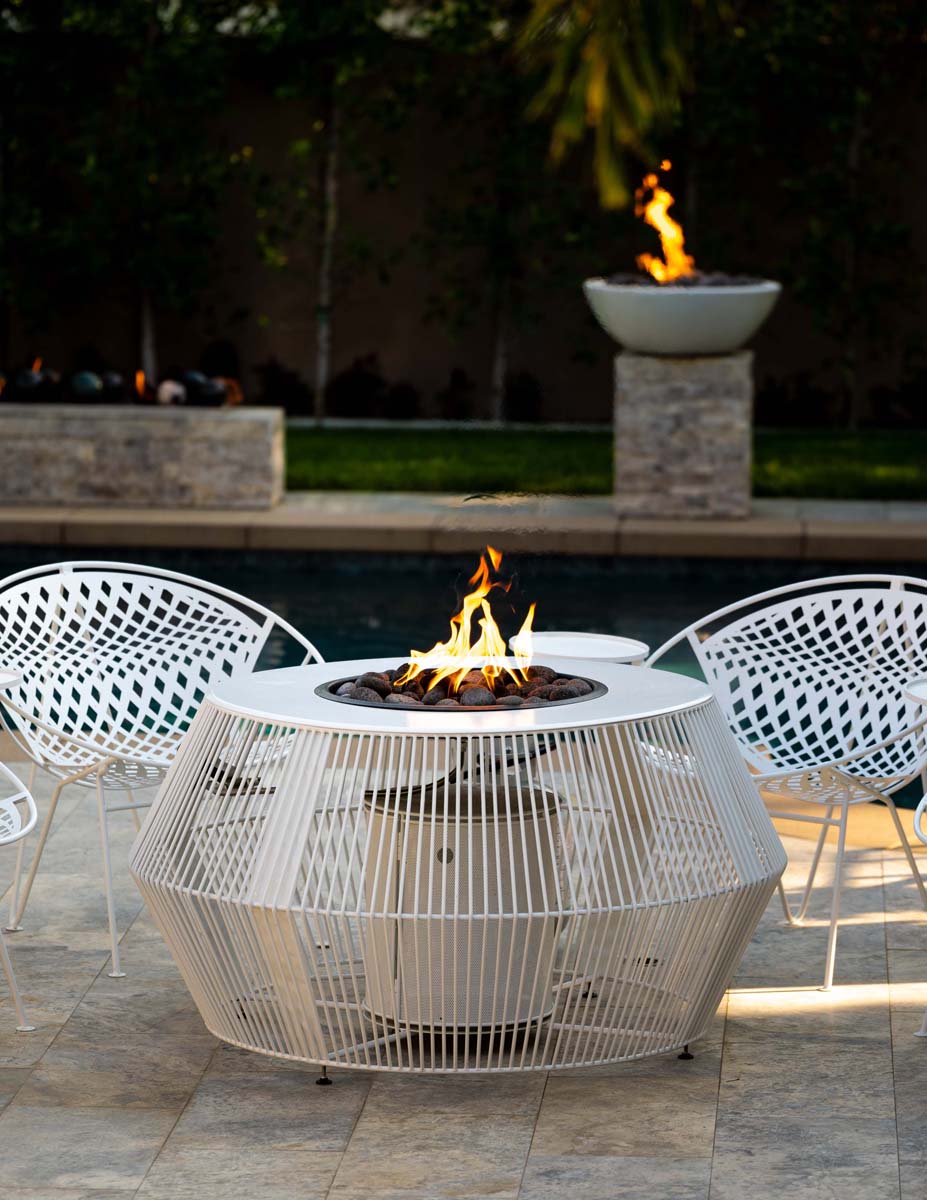 The Outdoor Plus - Cesto Fire Pit 60" & Gravity Lounge Chair - NG, LP - OPT-CSTO60-PTLC