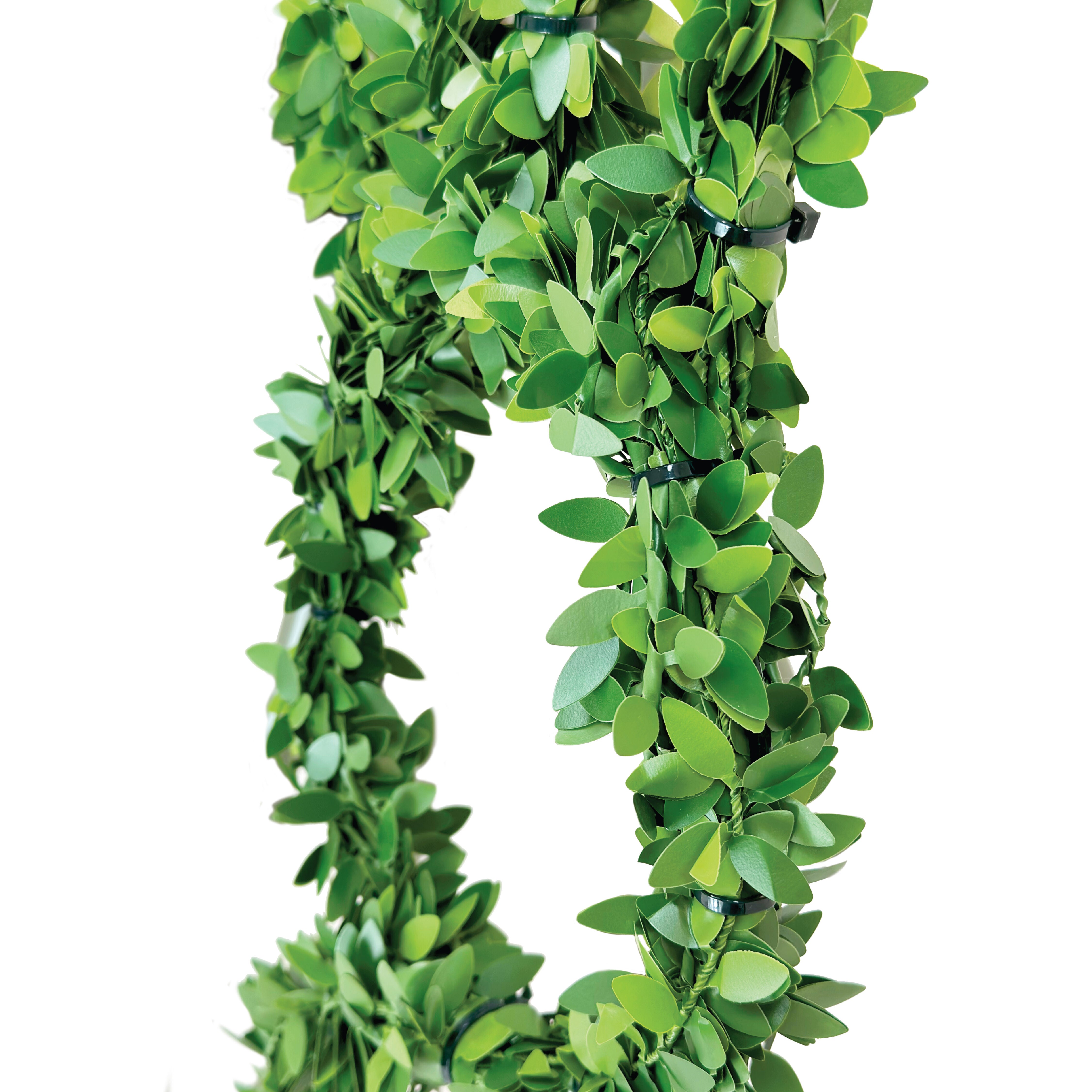 Fraser Hill Farm - 24-inch Boxwood Bunny Wreath - Green, Boxwood