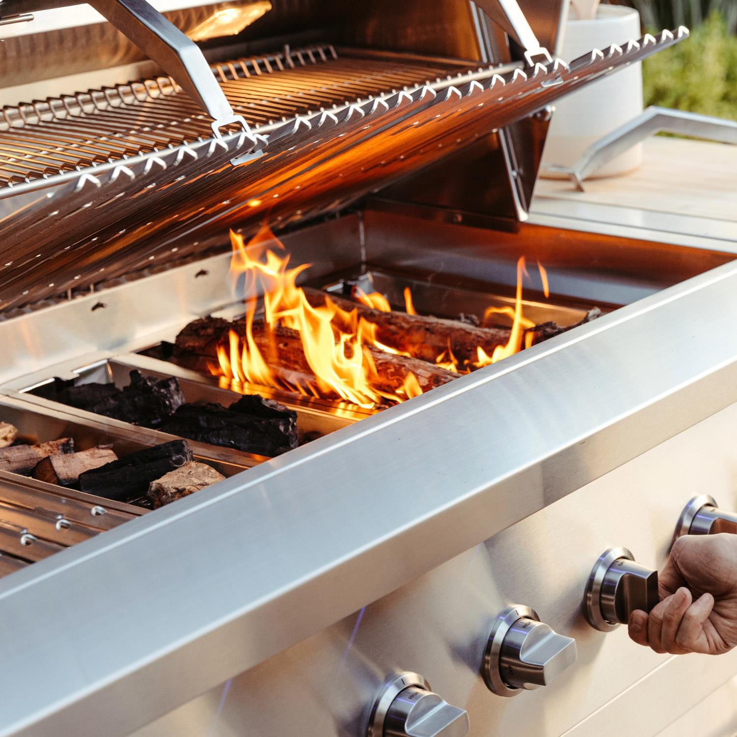 American Made Grills - Encore 36 Inch Freestanding Hybrid Gas | Charcoal | Wood  Grill ( NG/LP ) | ENCFS36