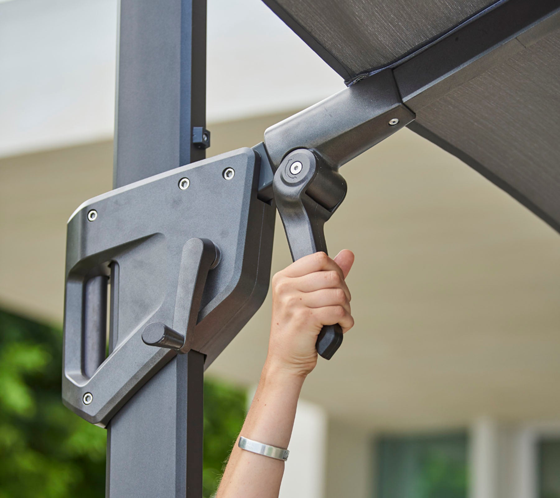 Cane-Line - Hyde luxe tilt parasol, 118.2x118.2 inches