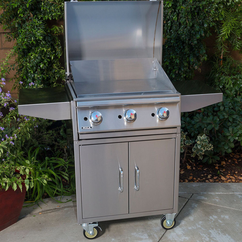 Bull Grills - 24-inch 3-burner Freestanding Commercial Style Flat Top –  Recreation Outfitters