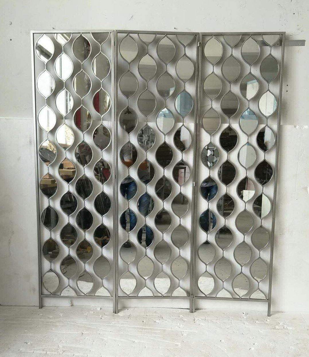 AFD Home Outdoor Decor Silver Metal Geometrical Pattern Room Screen
