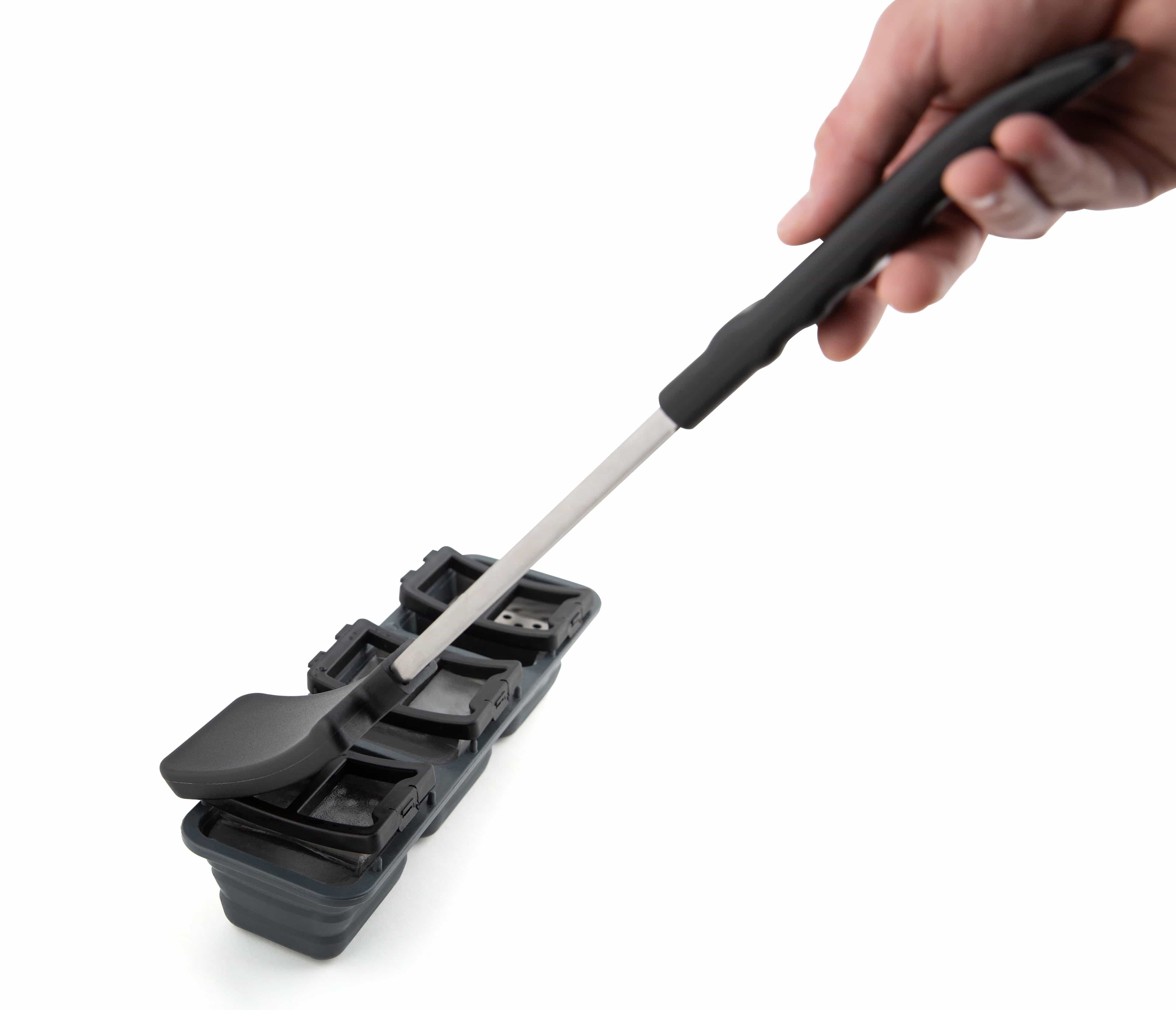 Broil King Broil King Accessories GRILL BRUSH - ICE - SS & RESIN