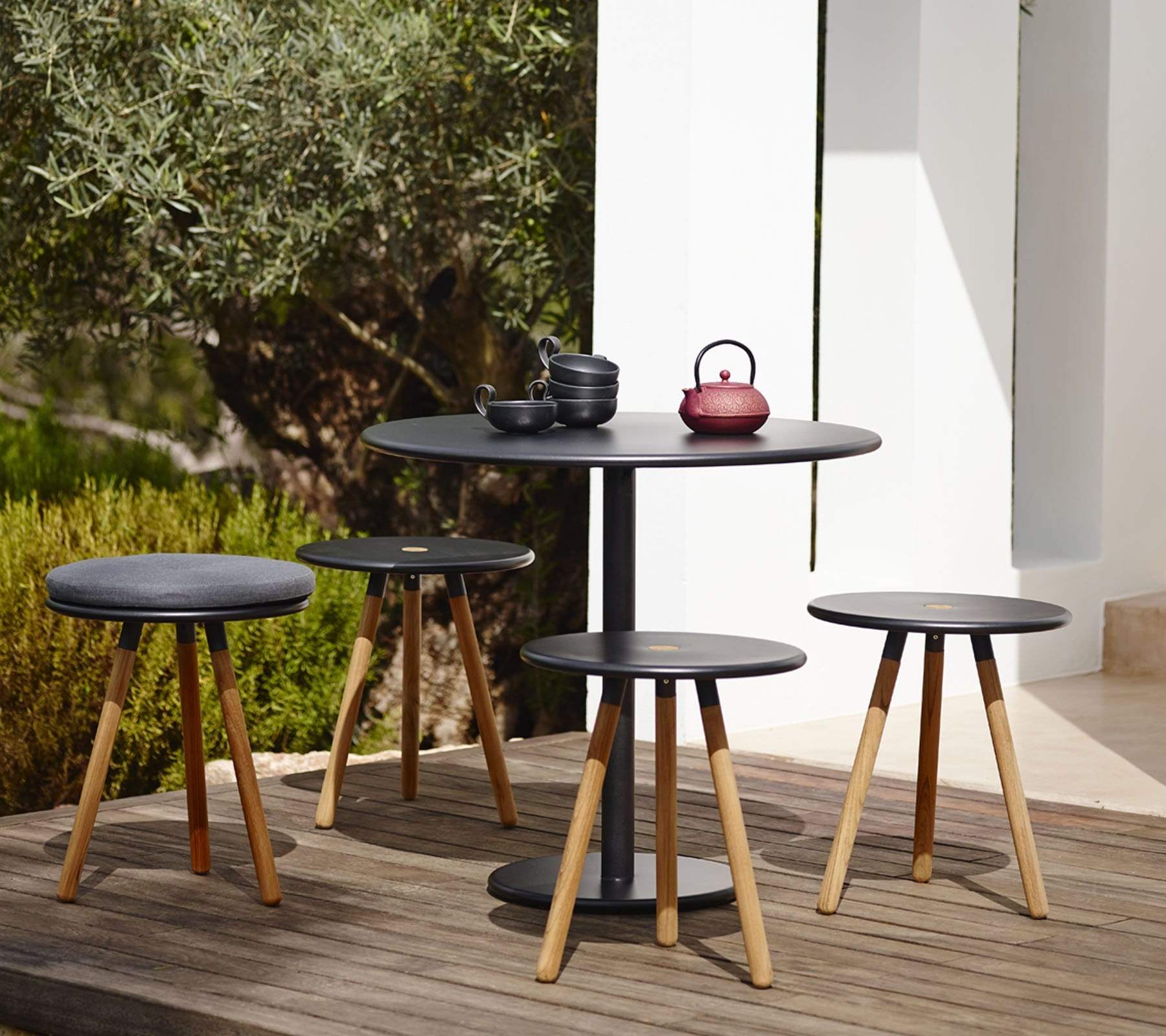 Cane-Line Denmark Outdoor Side Table Cane-Line Area table/stool  11009TAL