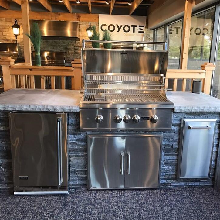 Coyote Coyote Outdoor Living - 8ft Grill Island - Stacked Stone | Gray | RTAC-G8-P-SG
