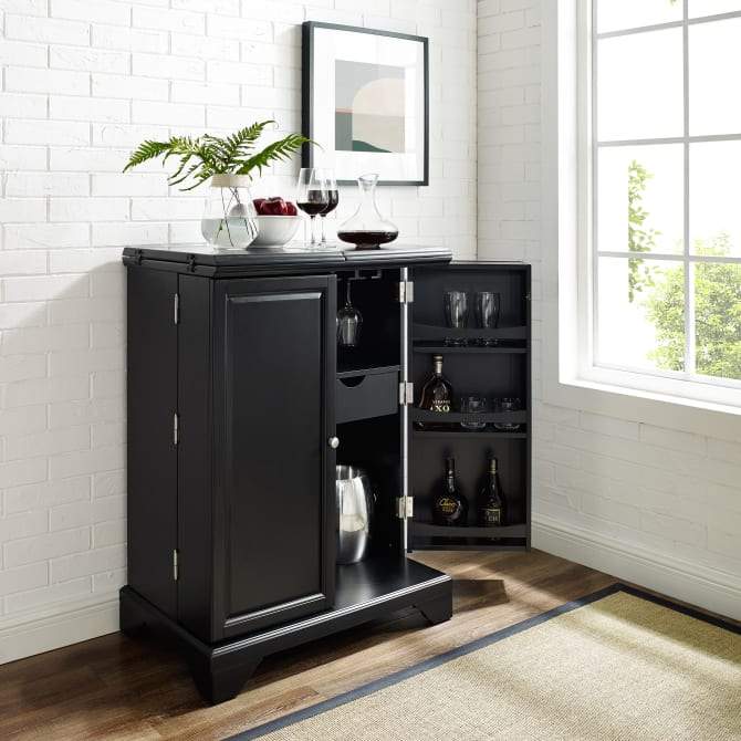 Crosley Furniture Bar Crosely Furniture - Lafayette Expandable Bar Cabinet Black/Mahogany - KF40001BBK/MA