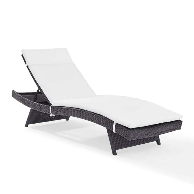 Crosley Furniture Patio Chaise Lounges White Crosely Furniture - Biscayne Outdoor Wicker Chaise Lounge Mist/Mocha/White - CO7144BR-XX