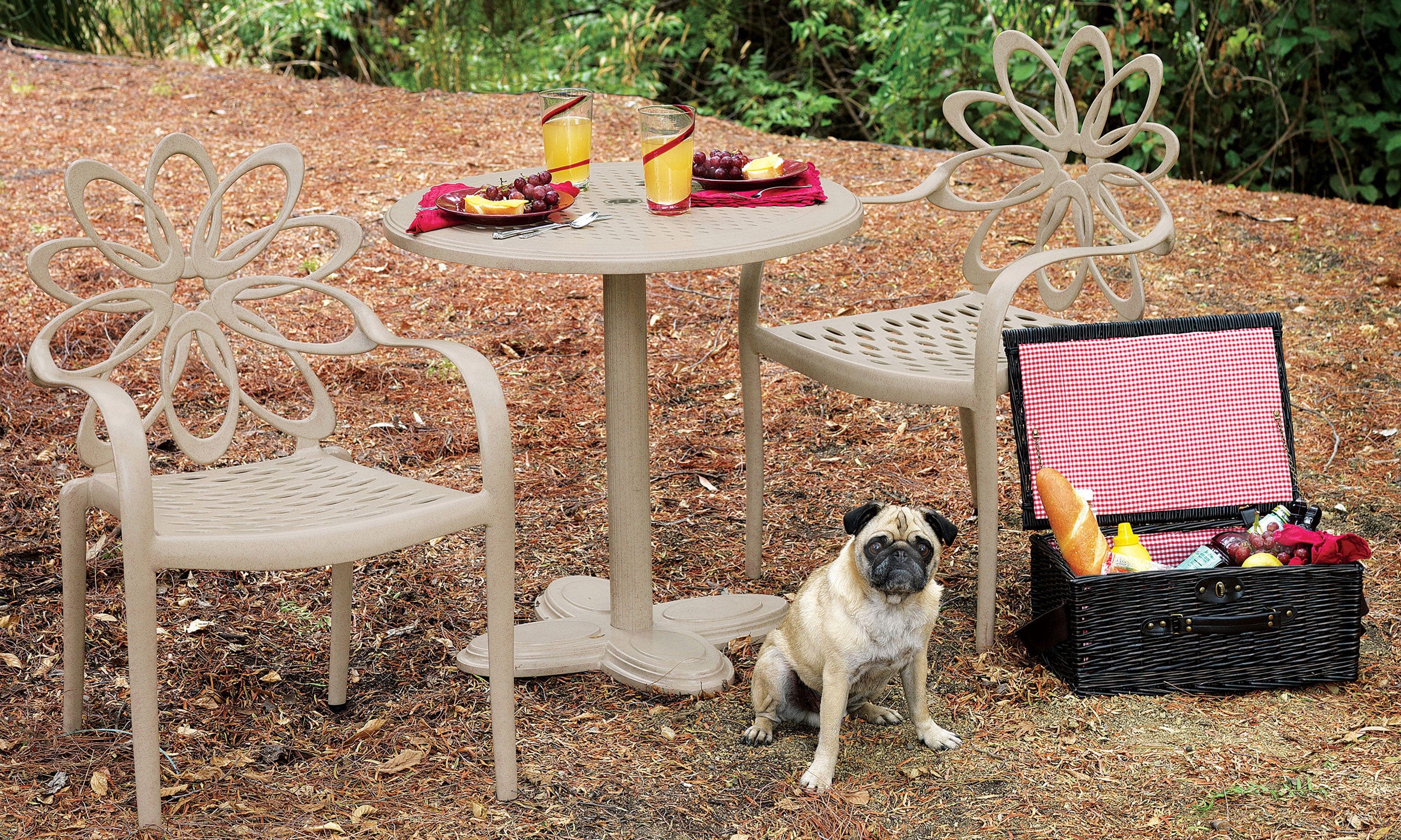 Gensun Outdoor Dining Set [Premium] 30" Gensun Lotus 30" Round Pedestal Table | Café Chair | 3 Piece Outdoor Dining Set [Premium] - 1052PT30