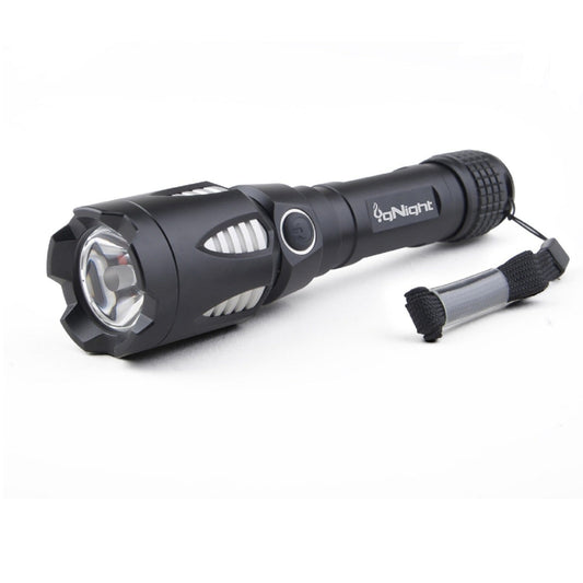 Guard Dog Security Lights : Tactical Lights Guard Dog igNight 800 Lumen Multifunction Flashlight