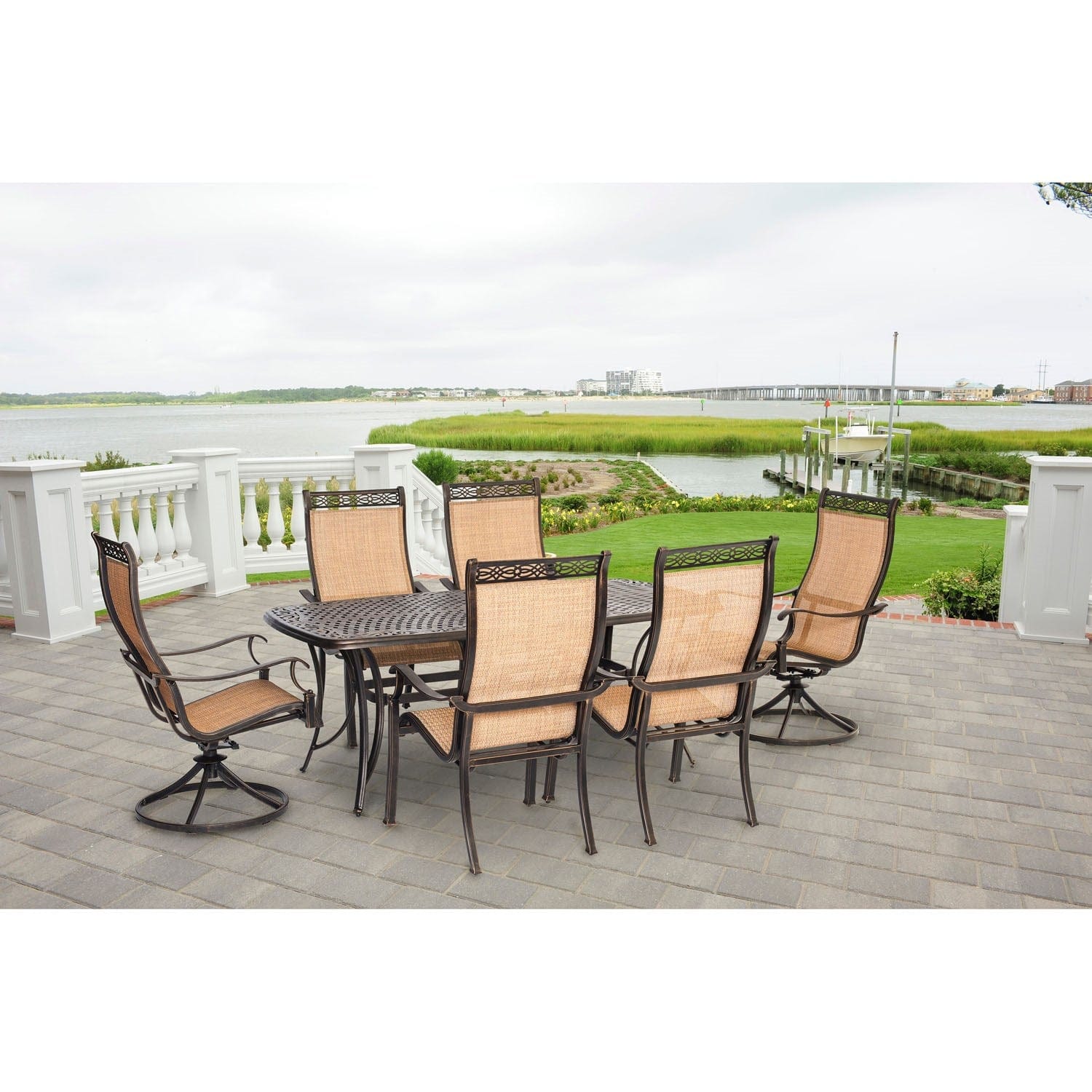 Hanover Outdoor Dining Set Hanover - Manor 7-Piece Outdoor Dining Set with Two Swivel Rockers MANDN7PCSW-2