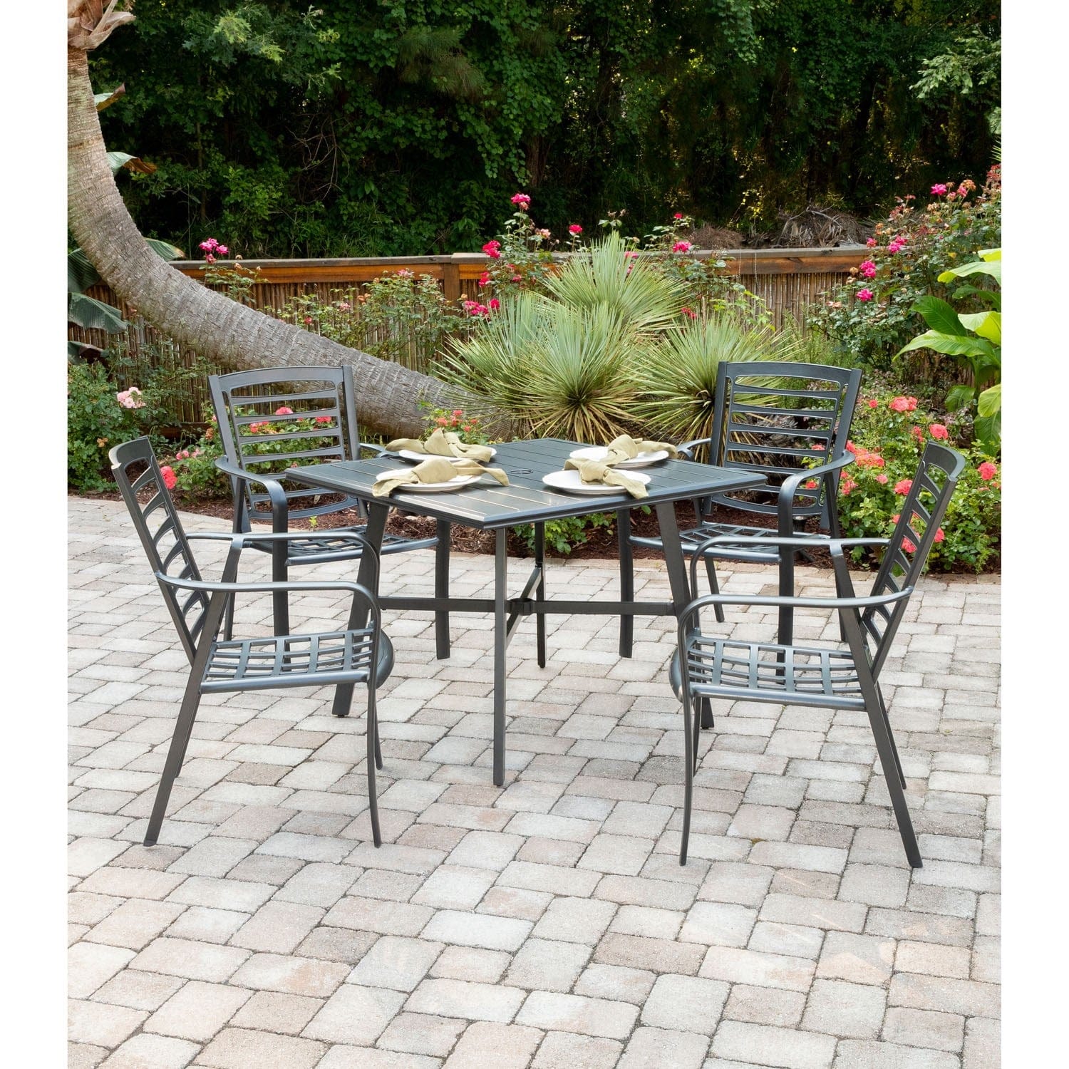 Hanover Outdoor Dining Set Hanover - Pemberton 5pc: 4 Alum Dining Chairs  and 1 38" Sq Slat Table