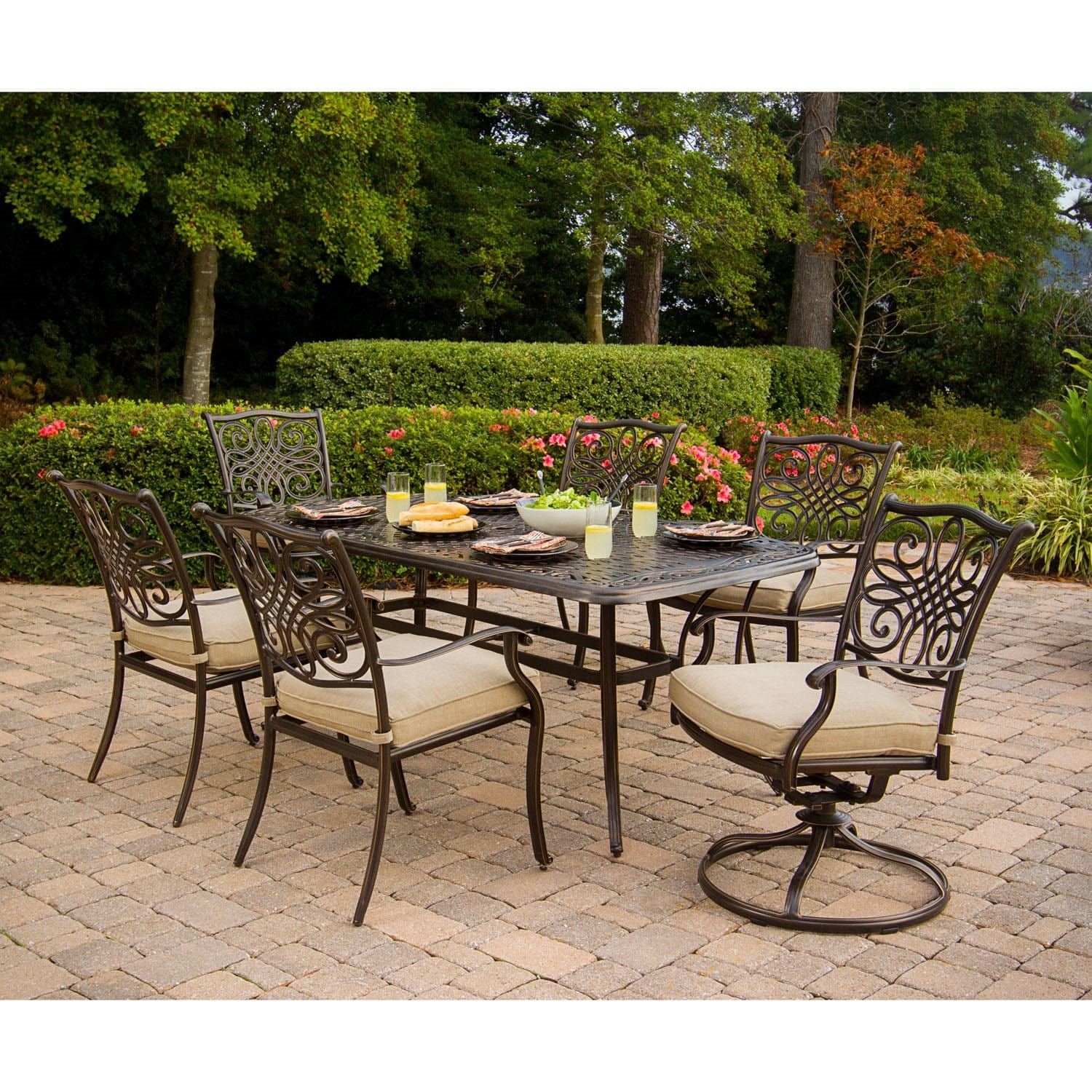 Hanover Outdoor Dining Set Hanover - Traditions 7 Pc. Outdoor Dining Set of Four Dining Chairs, Two Swivel Chairs, Dining Table, Umbrella, and Base | Aluminium Frame | Cedar | TRADITIONS7PCSW-SU