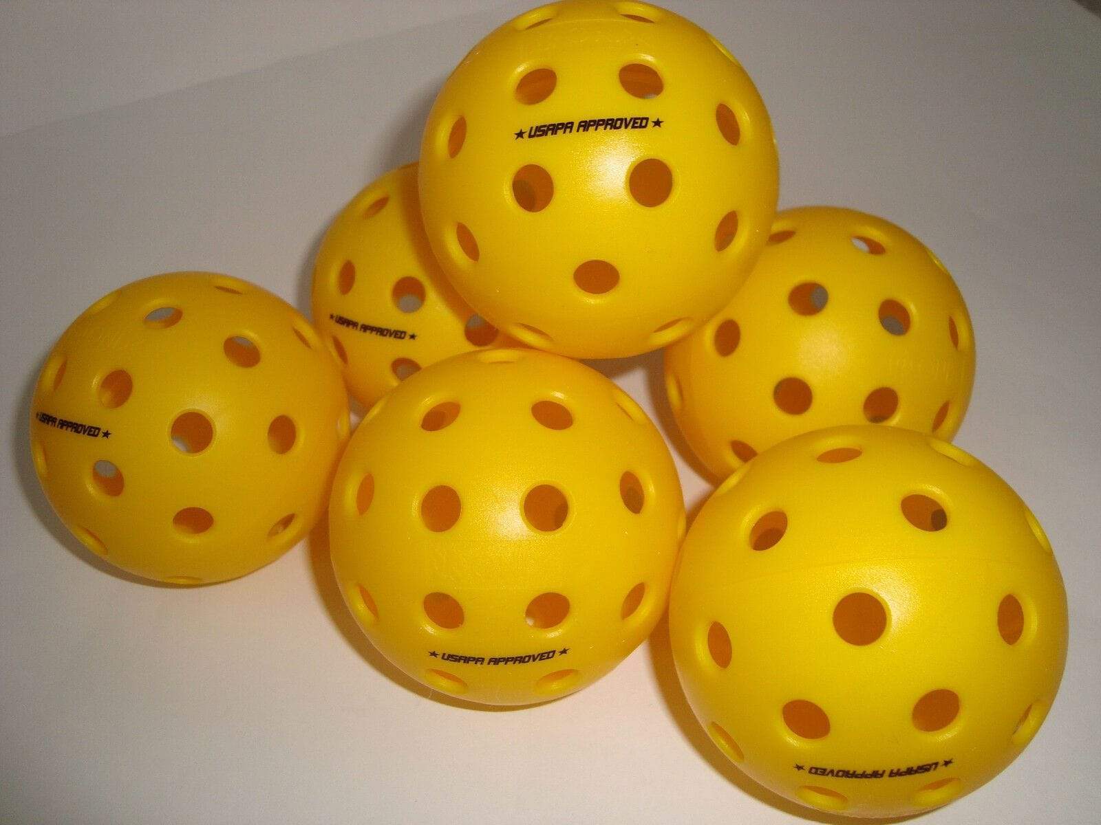 ONIX Pickleball Fuse G2 Outdoor Yellow 6-Pack