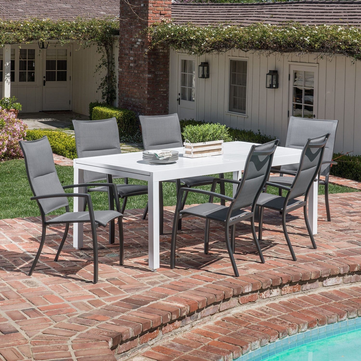 Recreation Outfitters Outdoor Dining Set Hanover Del Mar 7 Piece Outdoor Dining Set with 6 Padded Sling Chairs in Gray and a 40" x 118" Expandable Dining Table | DELDN7PCHB-WG