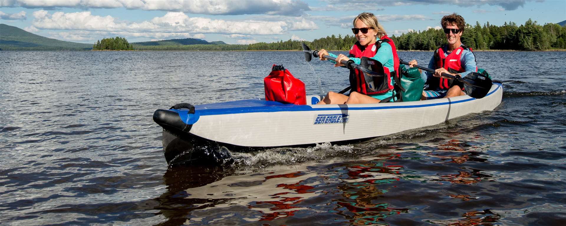 SeaEagle Inflatable Kayak Sea Eagle - 473RL 2 Person 15'6" White/Blue Inflatable Razorlite Kayak Pro Carbon Tandem Package ( 473RLK_PC )