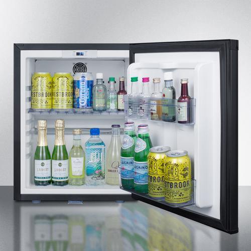 Summit All-Refrigerators 16" 0.7 cu.ft. Black with Lock Compact Minibar